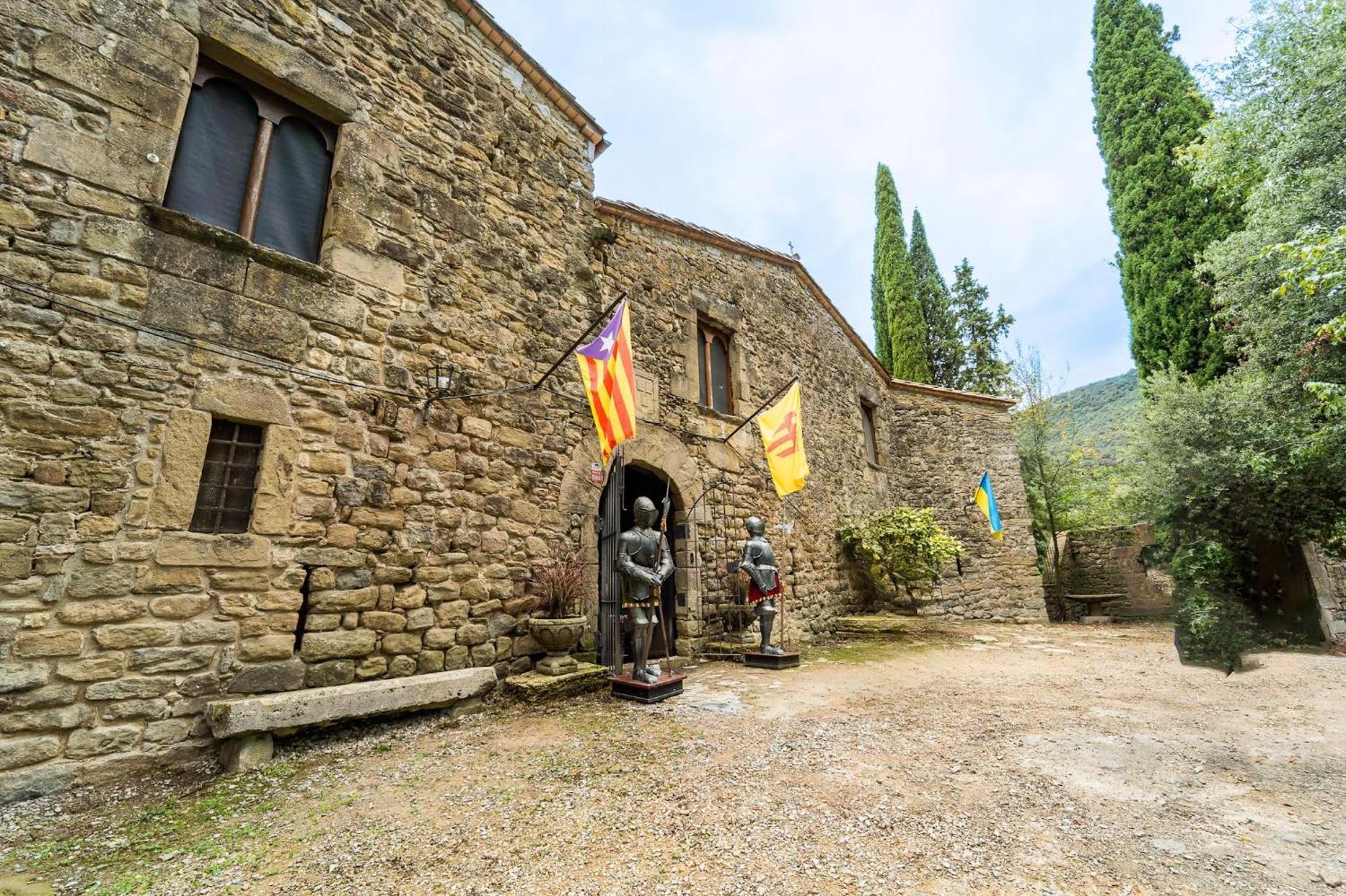 Sant Miquel de Campmajor Castell In Gironaヴィラ エクステリア 写真