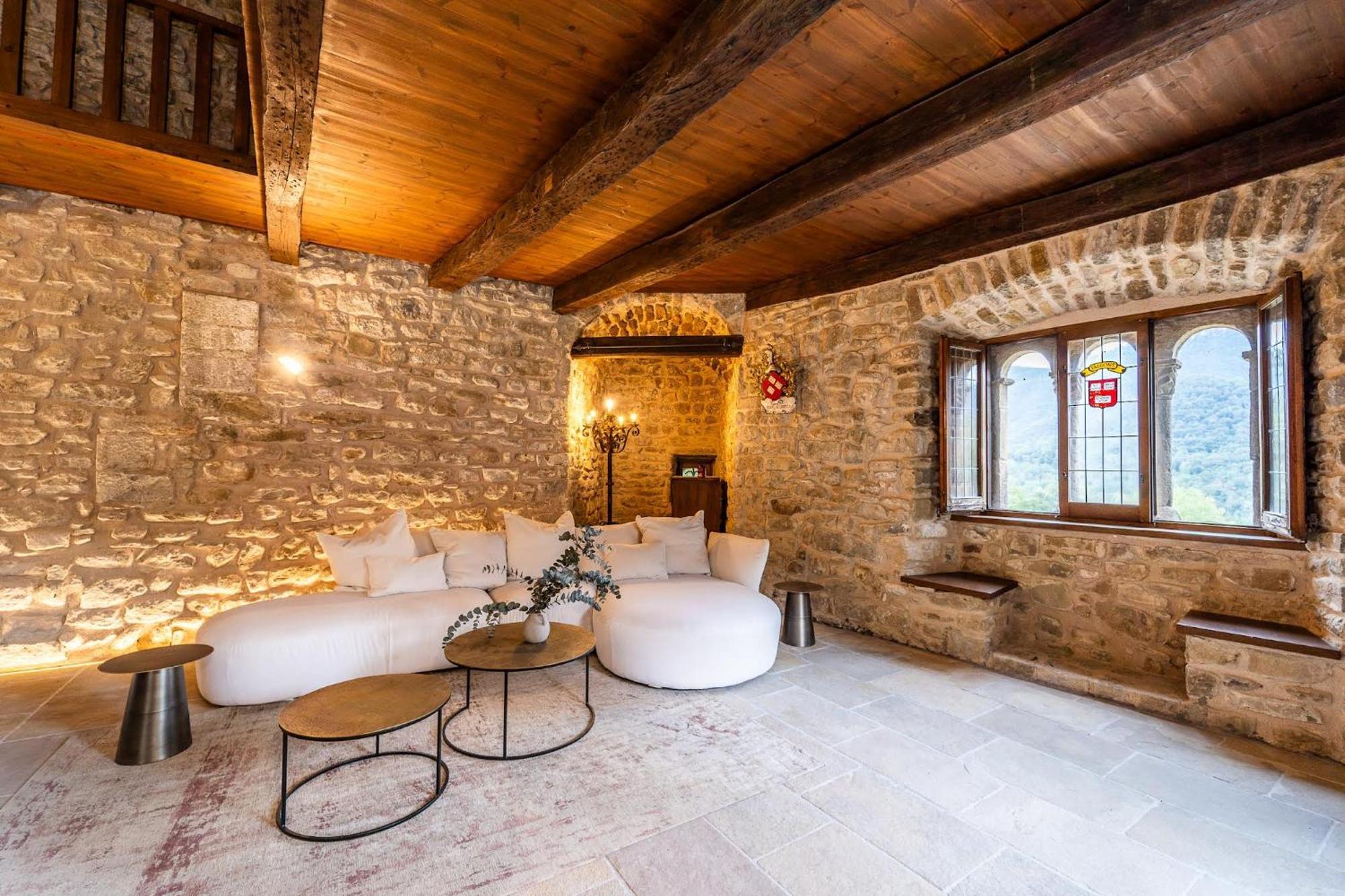 Sant Miquel de Campmajor Castell In Gironaヴィラ エクステリア 写真