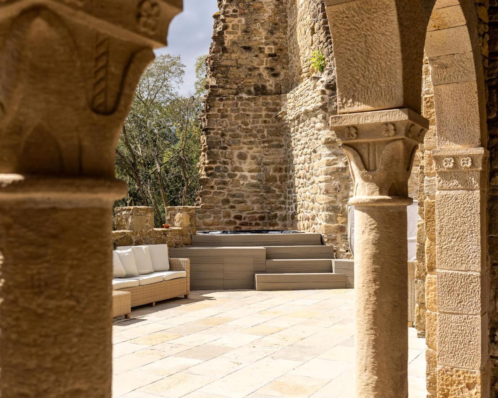 Sant Miquel de Campmajor Castell In Gironaヴィラ エクステリア 写真