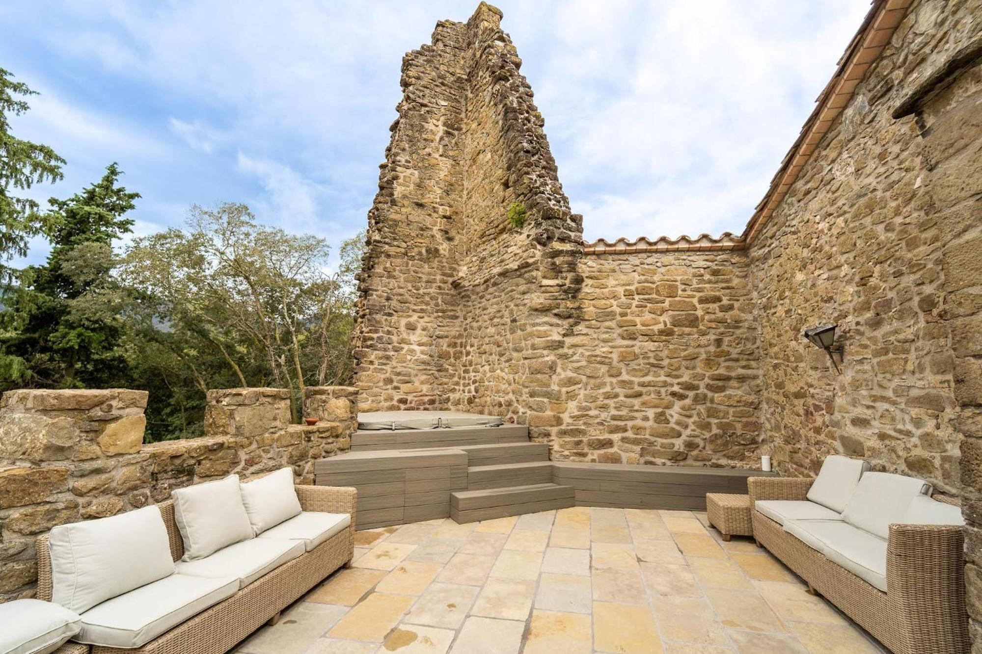 Sant Miquel de Campmajor Castell In Gironaヴィラ エクステリア 写真