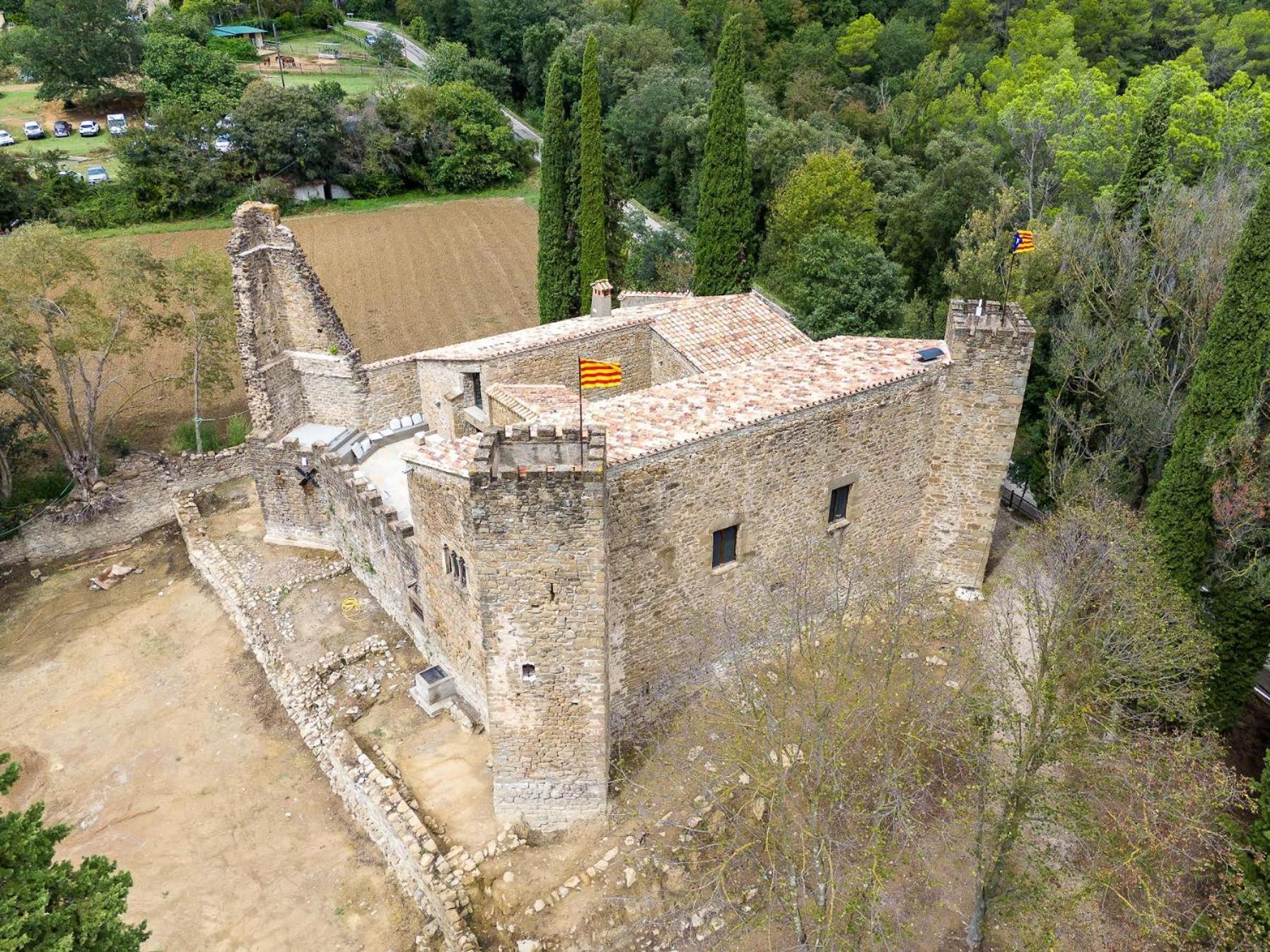 Sant Miquel de Campmajor Castell In Gironaヴィラ エクステリア 写真